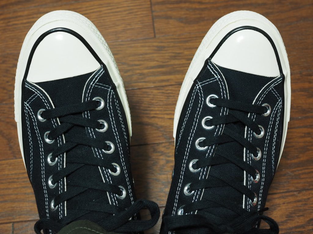 コンバース CT70の靴紐を黒にアレンジして、アディクト風にしたみたよ |